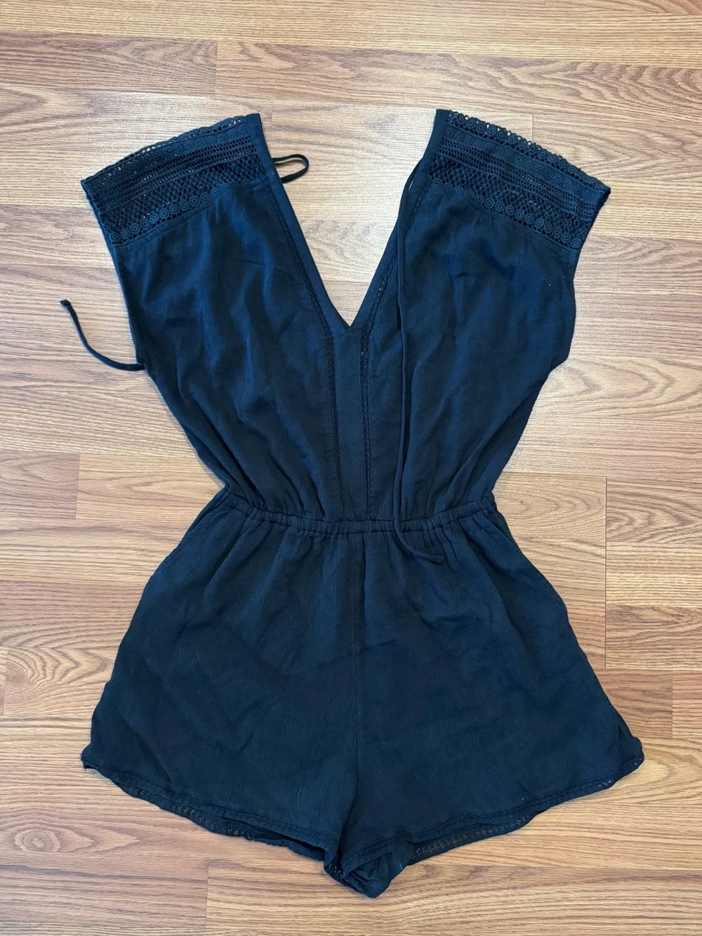 Abercrombie & Fitch Black Lace Trim Romper | Size Small